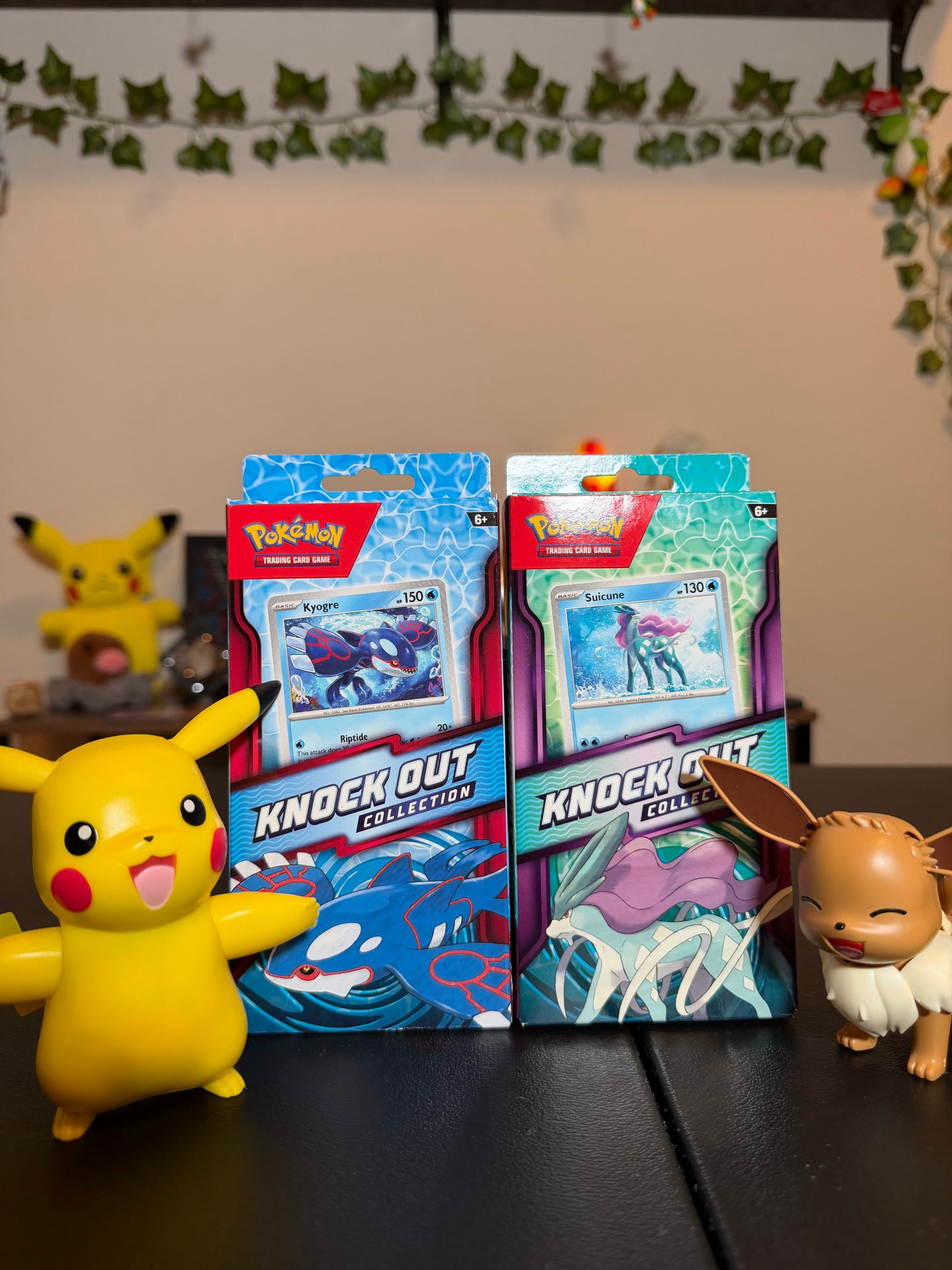 Kyogre & Suicune Knock Out Collection
